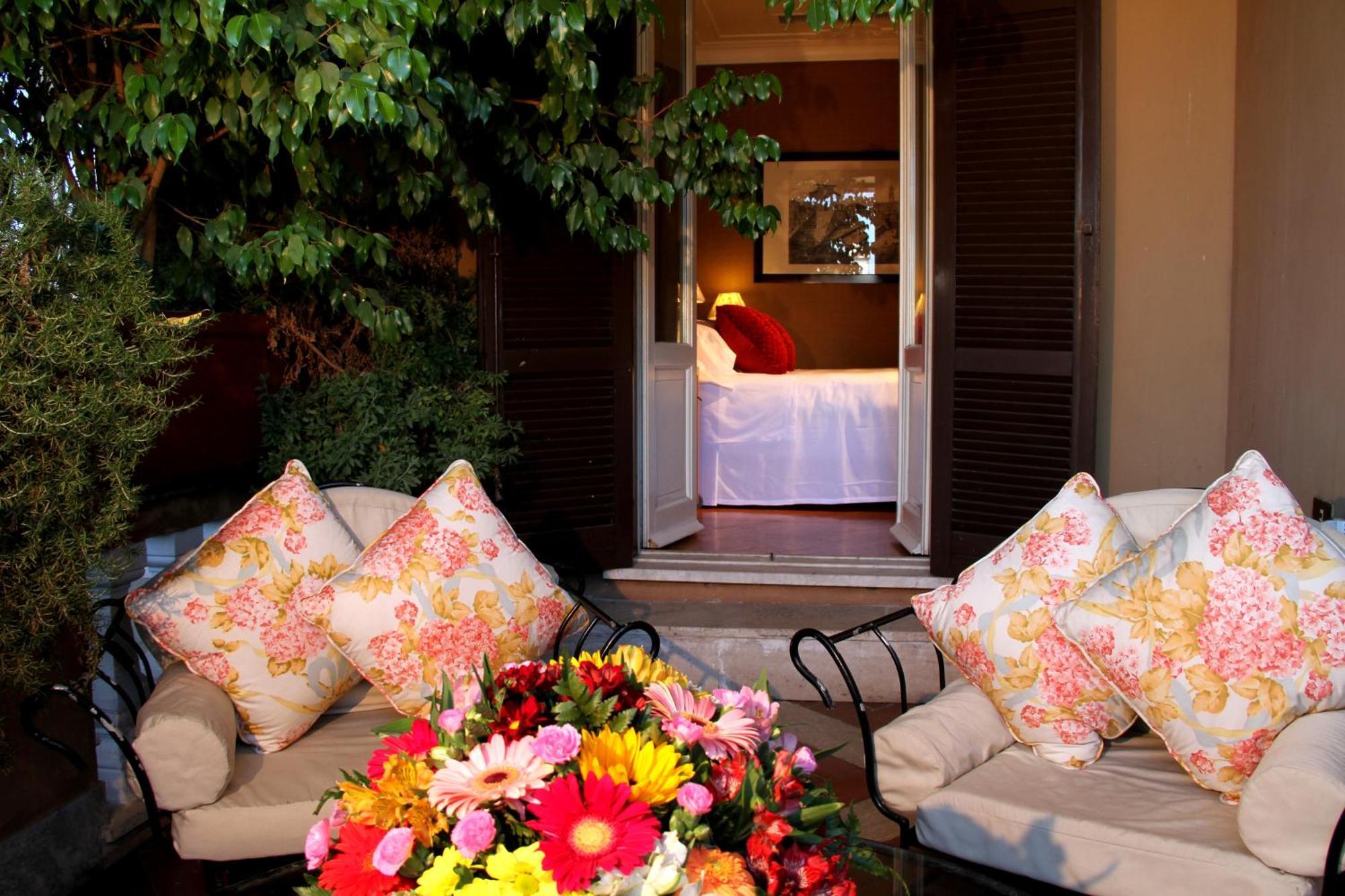 Grand Hotel Plaza Rome Exterior photo