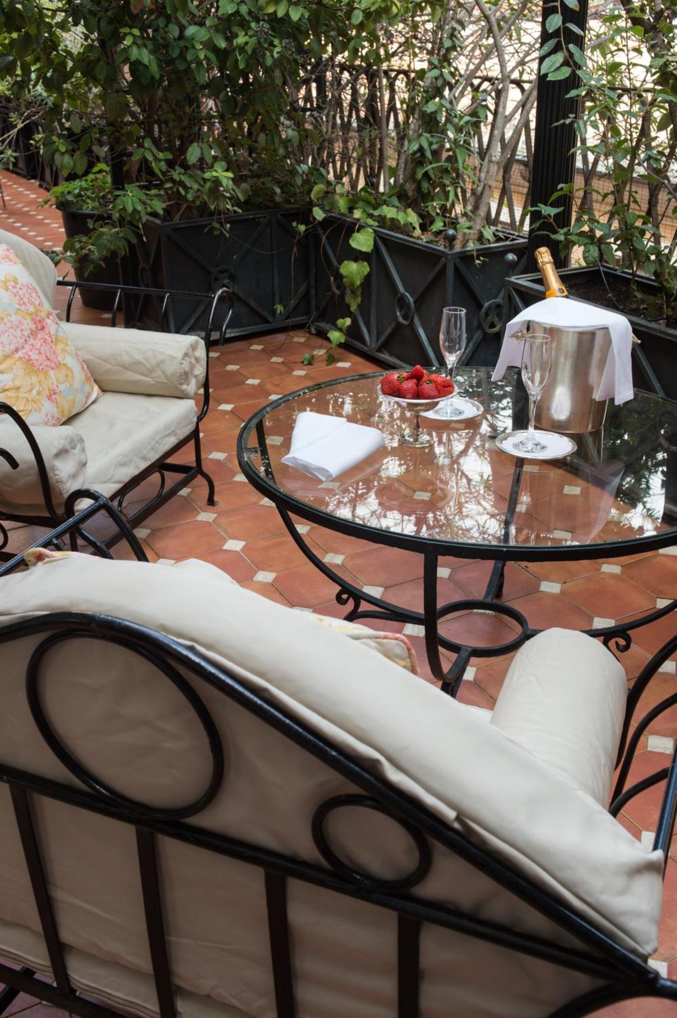 Grand Hotel Plaza Rome Exterior photo