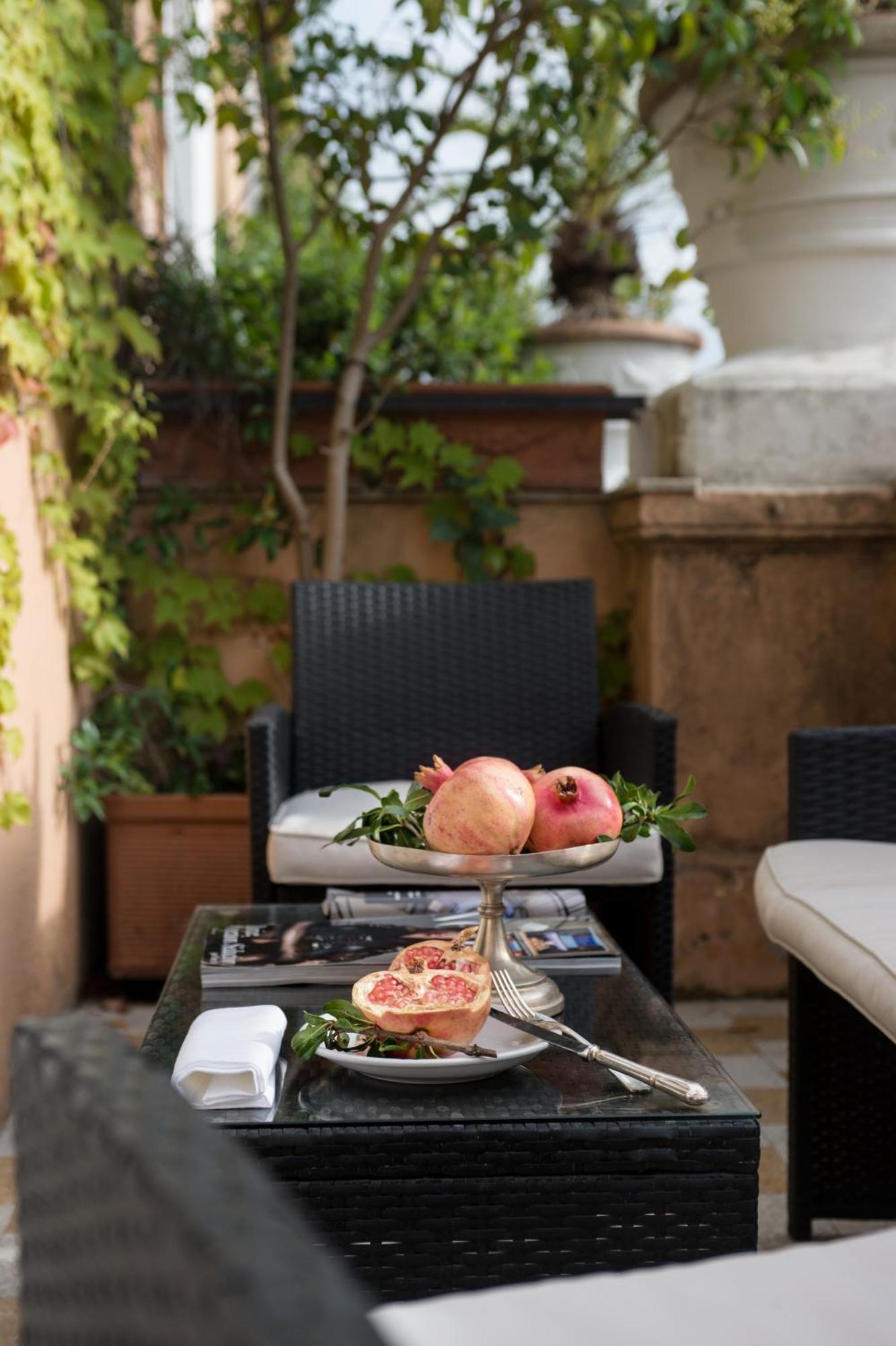 Grand Hotel Plaza Rome Exterior photo