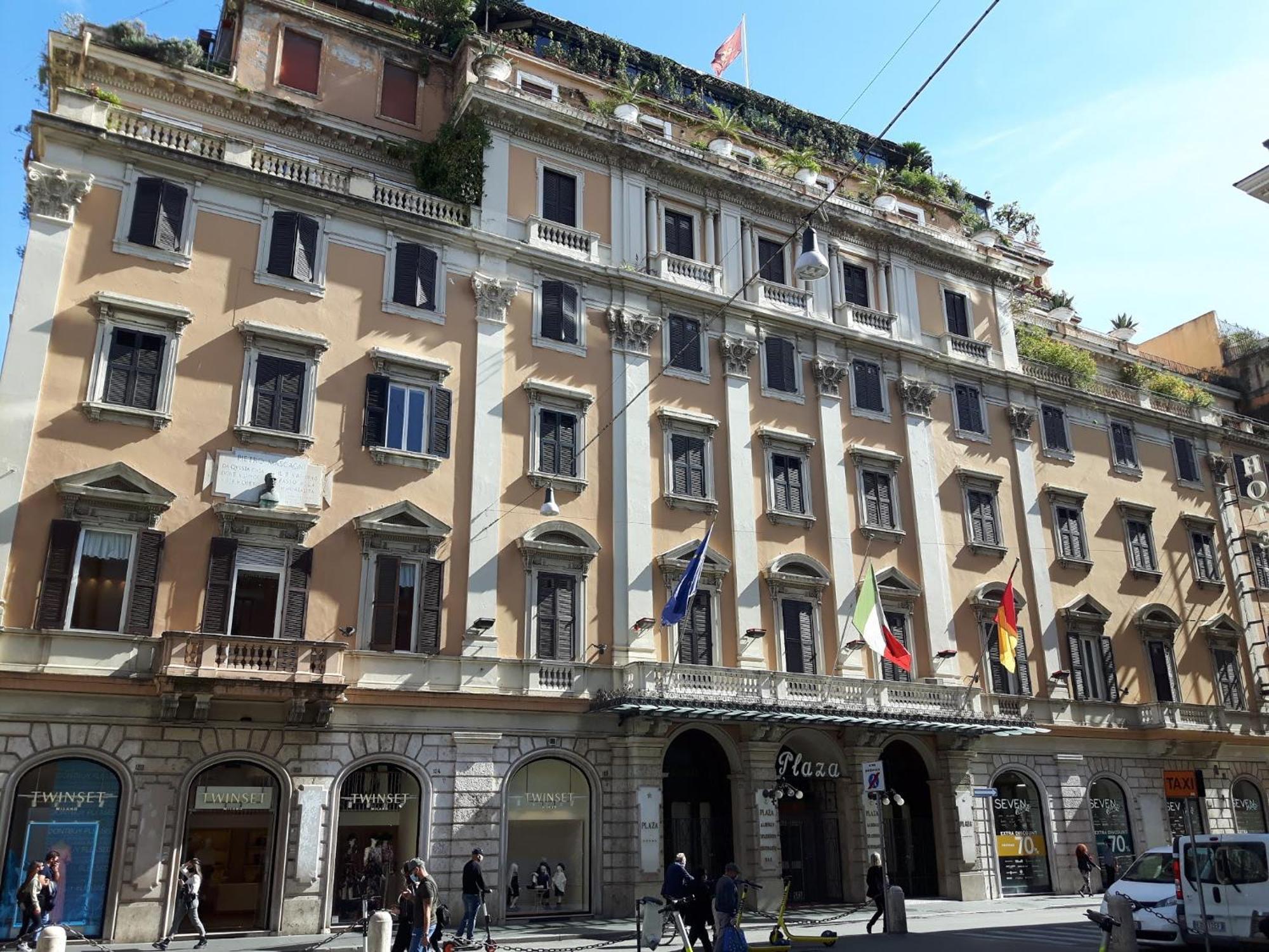 Grand Hotel Plaza Rome Exterior photo